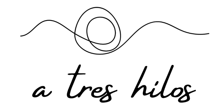 logo sin tagline a tres hilos calcetines barefoot (2)