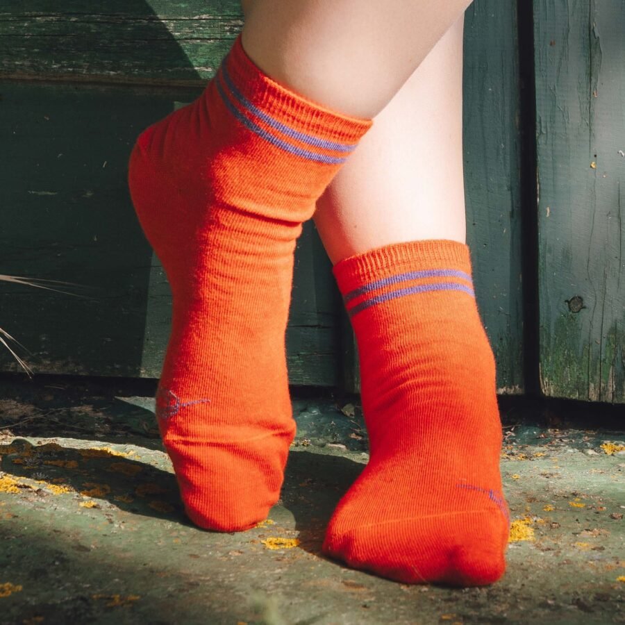 A Tres Hilos Calcetines Respetuosos • A Tres Hilos Calcetines-barefoot-tobilleros-adulto-teja